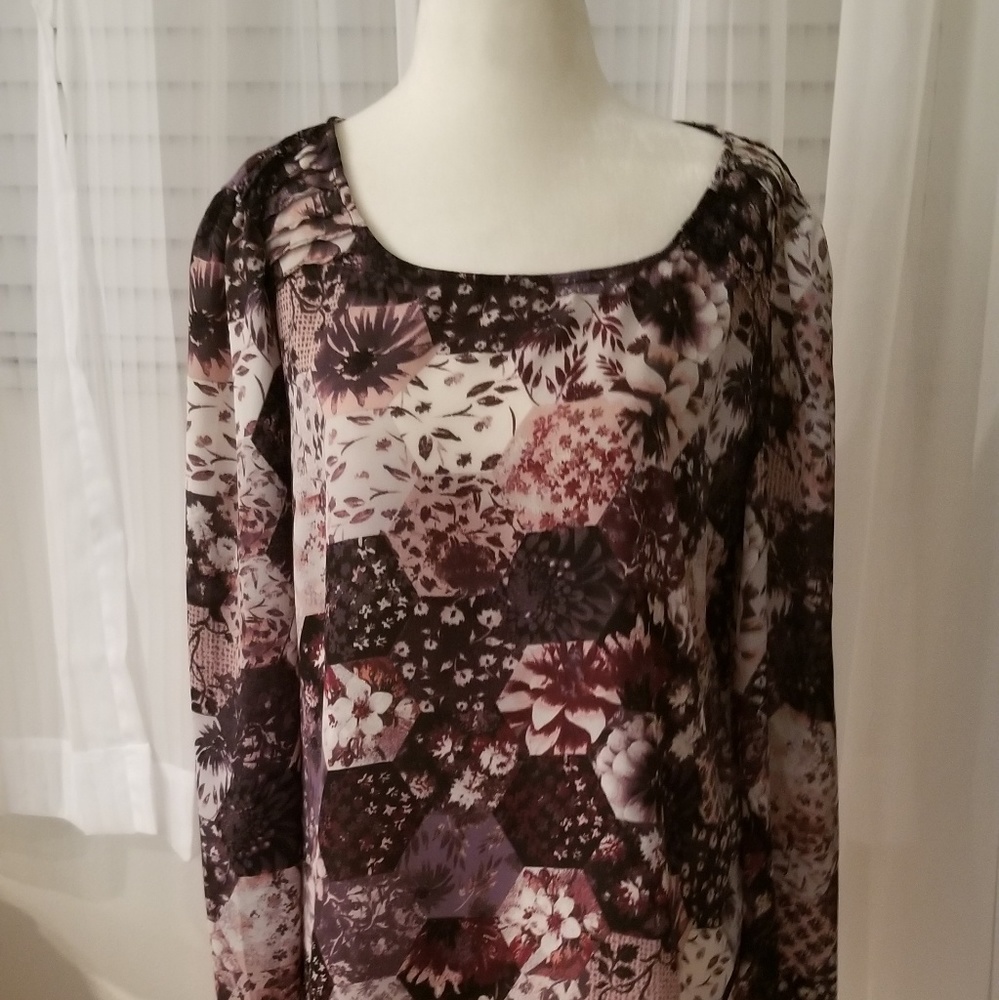 Nice Blouse - image 2